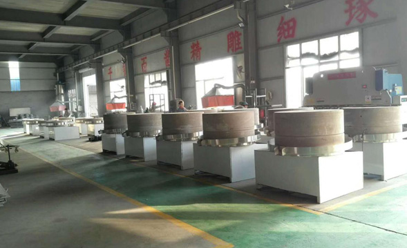石磨面粉机 香油石磨设备 生产厂家15966328858